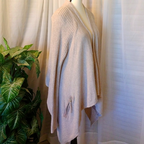 ⚜️ American Eagle Outfitters Swing Cardigan Wool Sweater - Picture 2 of 13